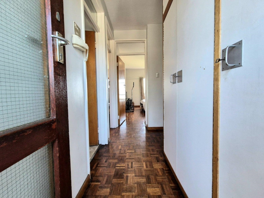 1 Bedroom Property for Sale in Wynberg Upper Western Cape